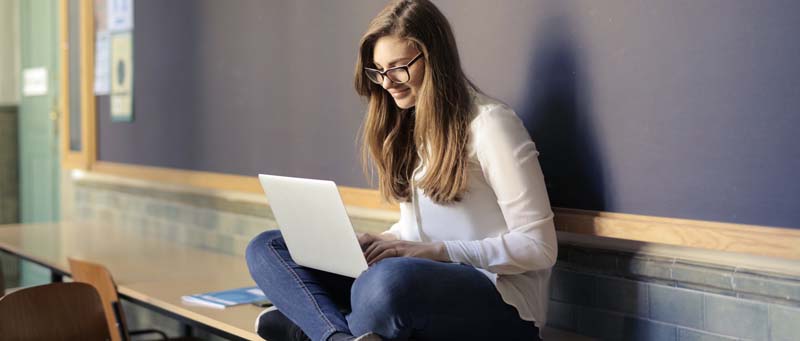 自考本科生如何參加在職研究生考試？