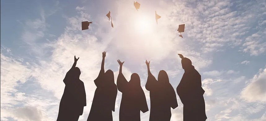 自考與成考畢業(yè)時(shí)間不同