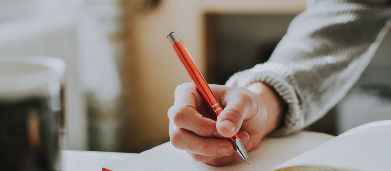 為何有人明明很想自考，卻一拖再拖？